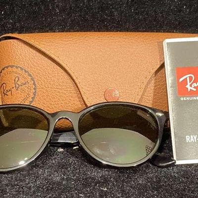Ray Ban Sunglasses With Case 