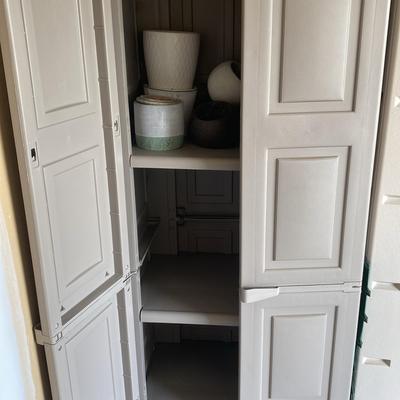 Rubber Maid Cabinet 2 