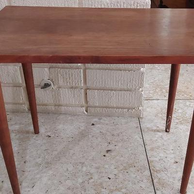 SMALL WOODEN TABLE 
