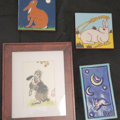 4 PIECE LOT - SIGNED BUNNY PRINT & 3 CERAMIC BUNNY TILES 