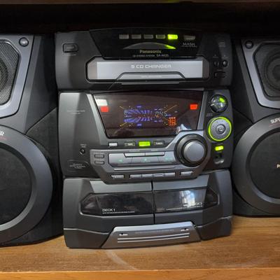 Panasonic Stereo With Separate Speakers