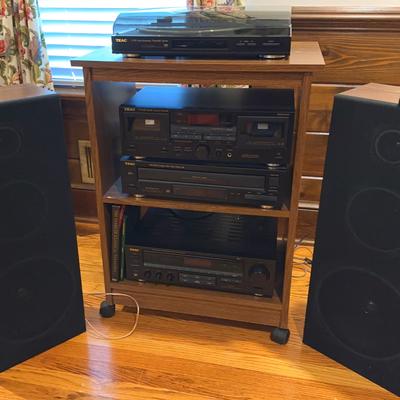 Teac Home Entertainment System With Speakers