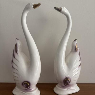 Vintage Chase Porcelian Swan, Gold & Purple, Picture 1 of 2