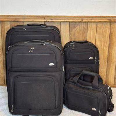 Samsonite Ultra 3000 Luggage Set .jpg