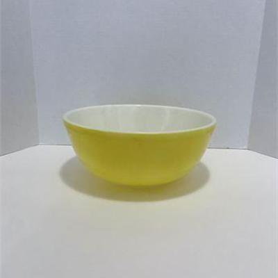 Pyrex Primary Yellow Mixing Bowl .jpg