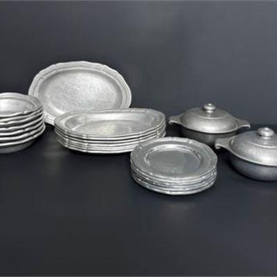 1974 Country Ware Pewter Collection .jpg