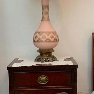 Side Table With Lamp