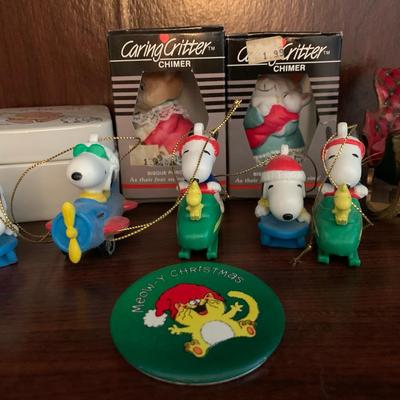 Vintage Christmas Ornaments And Trinkets 