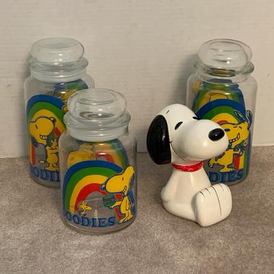 Vintage Snoopy Jars And Piggy Bank