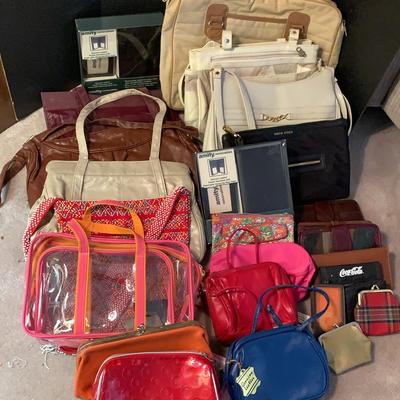 Handbags And Wallets 