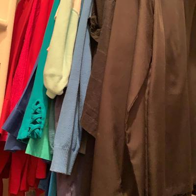Women’s T-Shirts And Shirts Size Large 