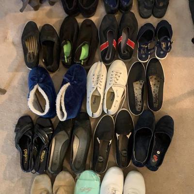 Womens Shoes Size 8 Lot 2
