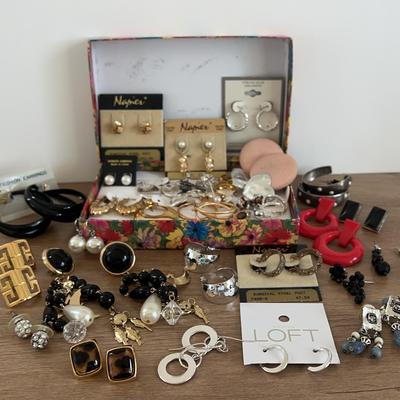 Large Vintage Earring Lot