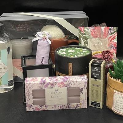 Relaxing Bathroom Assortment