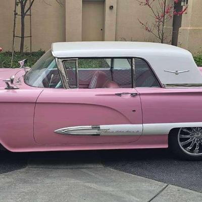 1960 Ford Thunderbird – Custom Pink & White Beauty with Show-Quality Interior
