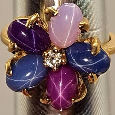 "Vintage 14K Gold Star Sapphire Flower Ring with Diamond Center – Stunning Multi-Gem Design"