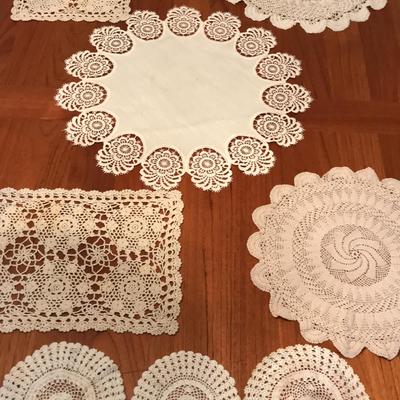 Doilie Assortment 