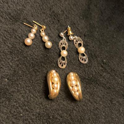 Pearl Earrings