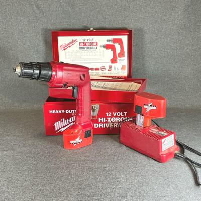 MILWAUKEE Heavy-Duty  12 Volt Hi-Torque Driver/Drill With 2 Batteries  And Charger