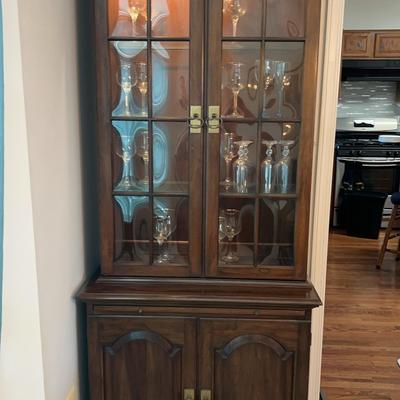 Pennsylvania House Curio/China Display Cabinet