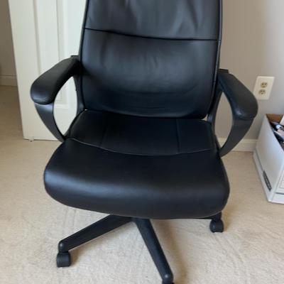 Very Comfortable Adjustable Office Chair.