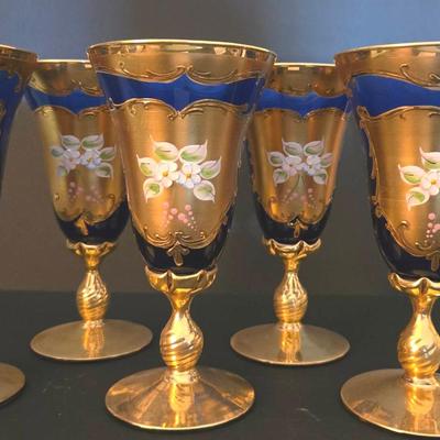 Vintage Murano Wines Glasses With 25 Kt Gold Leaf And Enamel Flowers