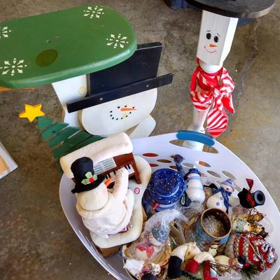 Christmas Themed Mystery Lot #2