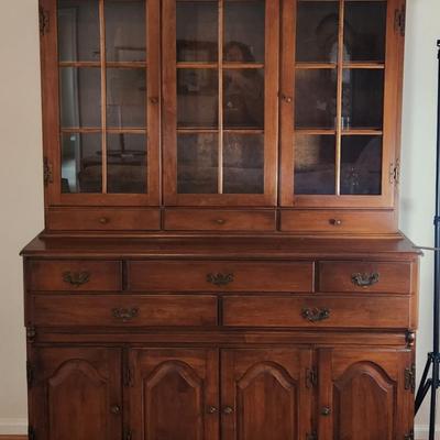 Vermont Of Winooski China Hutch