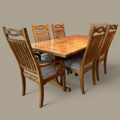 Mission Style Solid Oak Dining Room Table & Chairs 