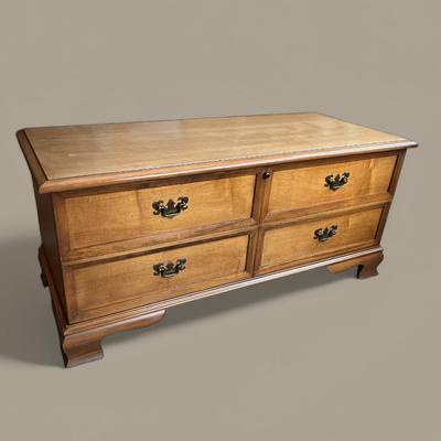 Lane Cedar Chest 