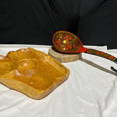 Trad. Russian Large Khokhloma Spoon W/ Hand Painted Strawberries & Hand-Carved Teak Wood Platter