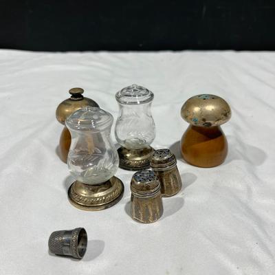 Sterling Silver S&P Shakers & Sterling Silver Thimble 