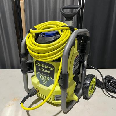 2000 PSI 1.2 GPM Electric Pressure Washer