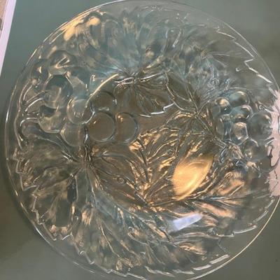 Glass bowl 