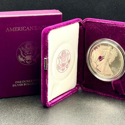 1992 American Eagle one-ounce proof silver bullion coin