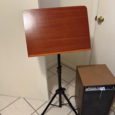 Conductor stand