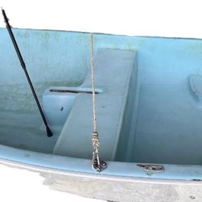 8’ Sailing Boat with Aluminum Mast, 1 Set of Oars and Keel