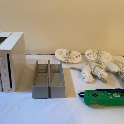 Set of 3 Wii Consoles & Accessories
