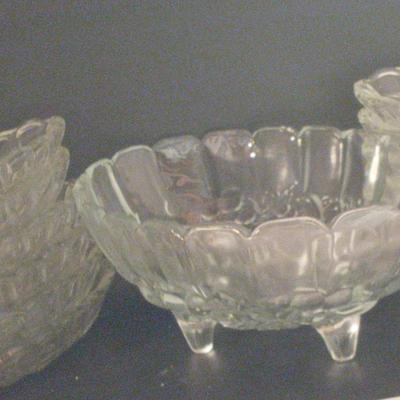Presentations Oval Fruit Bowl and 12 Banana Split Boats