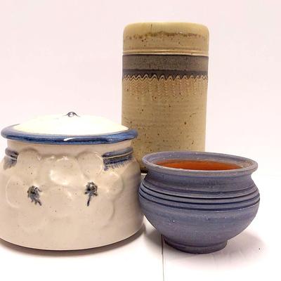 Pottery Decor with Signed Pieces including Stoneware Alley