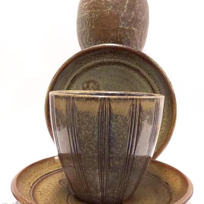 Artful Pottery Decor with Pigeon Forge Pottery and D. Ferguson