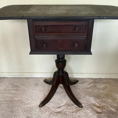 Drop Leaf End Table