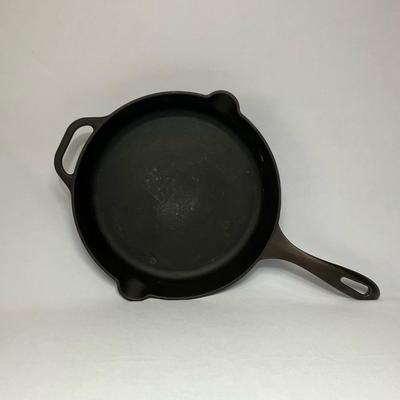 Cocinaware Cast Iron Skillet