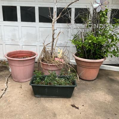 Extra Large Plastic Pots