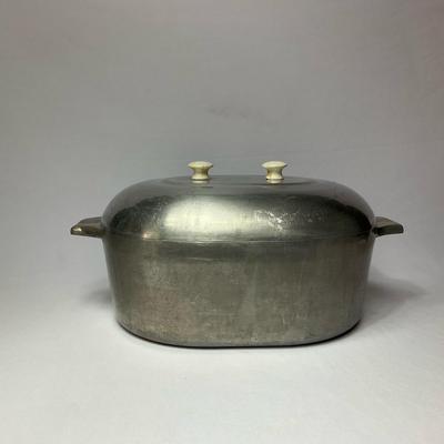 Wagner Ware Magnalite 4265-P Oval Dutch Oven