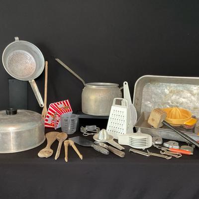 Vintage Cookware/Bakeware