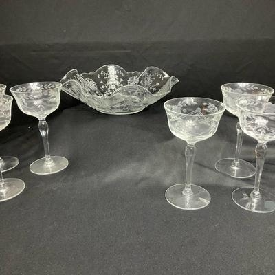 Heisey Orchid Bowl And Etched Champagne Coup