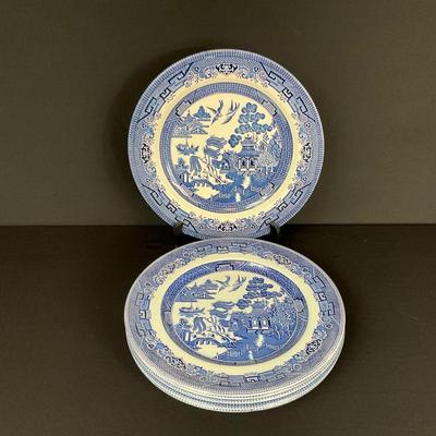 Churchill England Blue Willow 10” Plate 