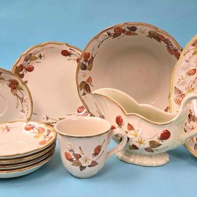 "Metlox" Autumn Berry Stoneware 