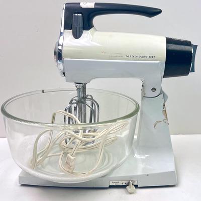 “Sunbeam” Mixmaster 